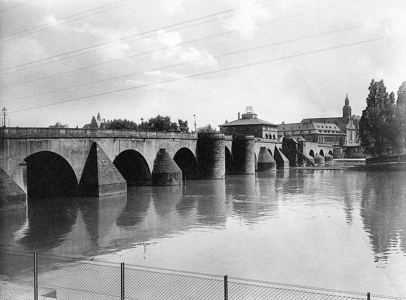 File:Frankfurt Am Main-Fay-BADAFAMNDN-Heft 26-Nr 308-1911-Bruecke von Frankfurt gesehen.jpg